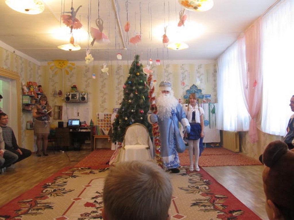 Новогодние Песни Много