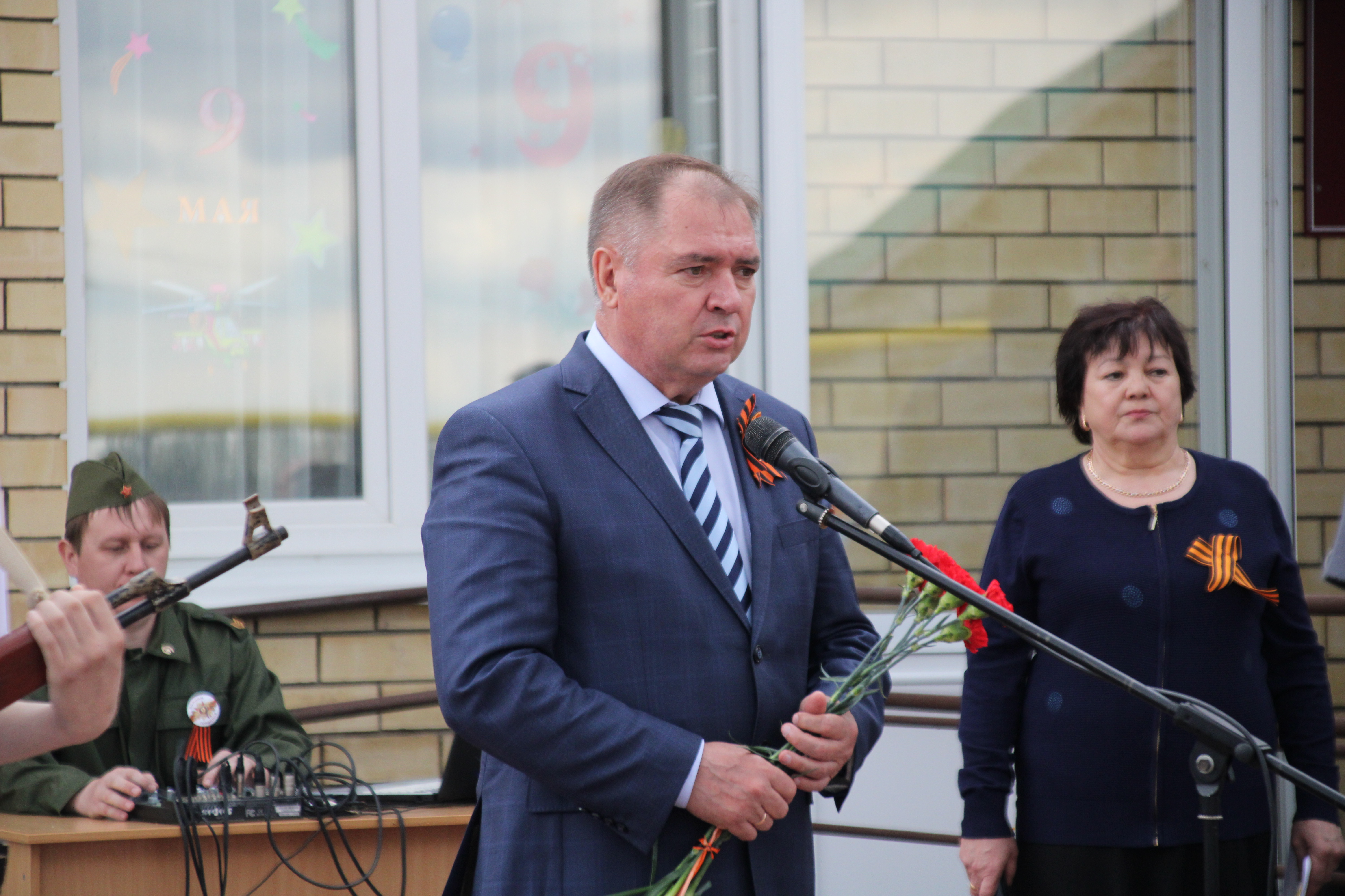 В с.Тураево открыли памятник участникам войны, труженикам тыла и детям войны  | 08.05.2021 | Менделеевск - БезФормата