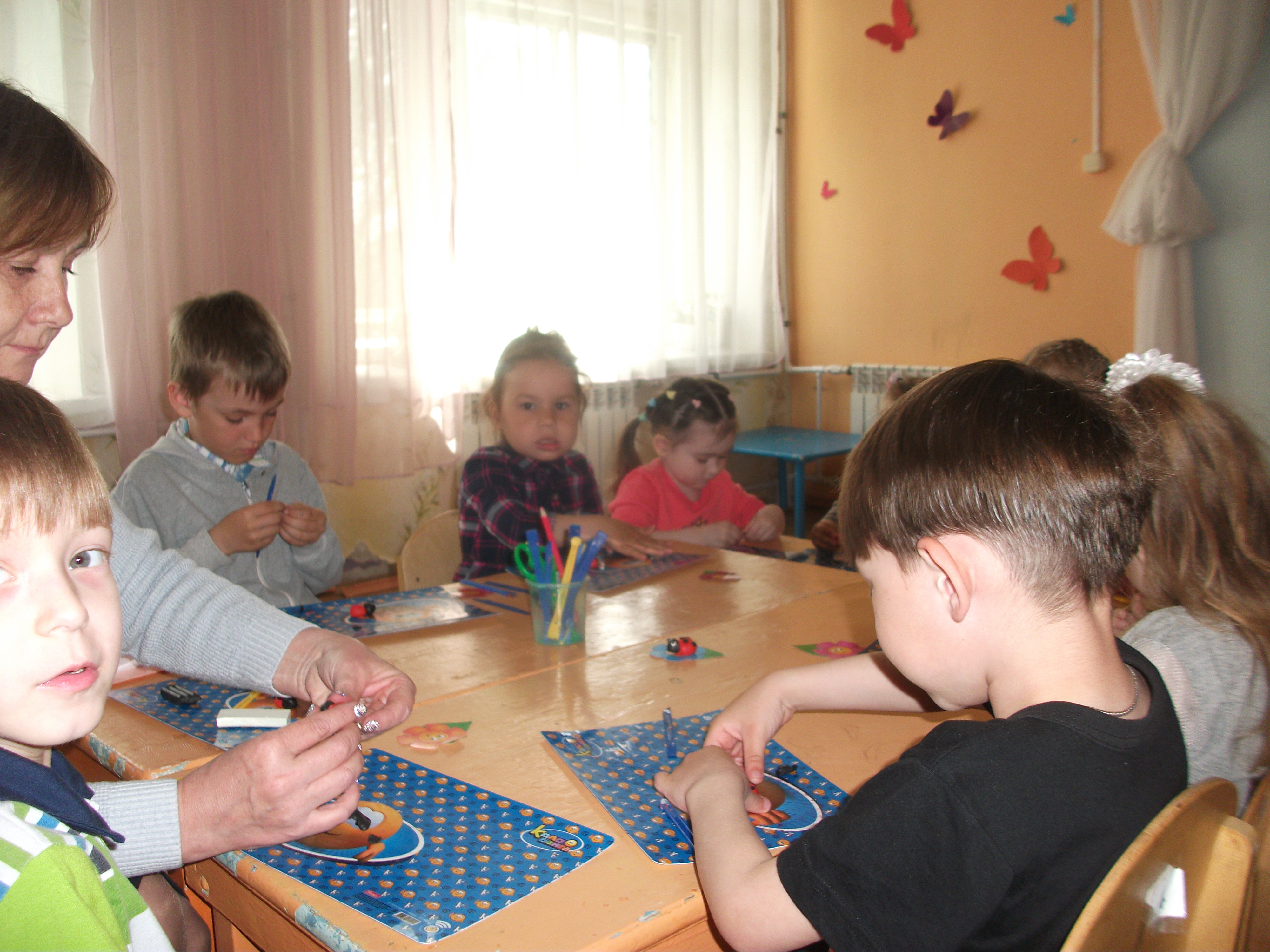 18.05.2022. Тат.Челнинская библиотека. «В гостях у божьей коровки»